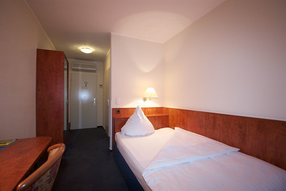 Falk Hotel Frankfurt am Main Eksteriør bilde